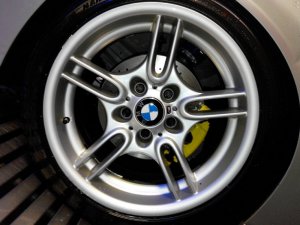 BMW Styling 66 (E39 M-Paket) Felge in 9x17 ET 26 mit Nankang Ultra-Sport NS-II Reifen in 205/45/17 montiert hinten Hier auf einem 3er BMW E36 323i (Touring) Details zum Fahrzeug / Besitzer