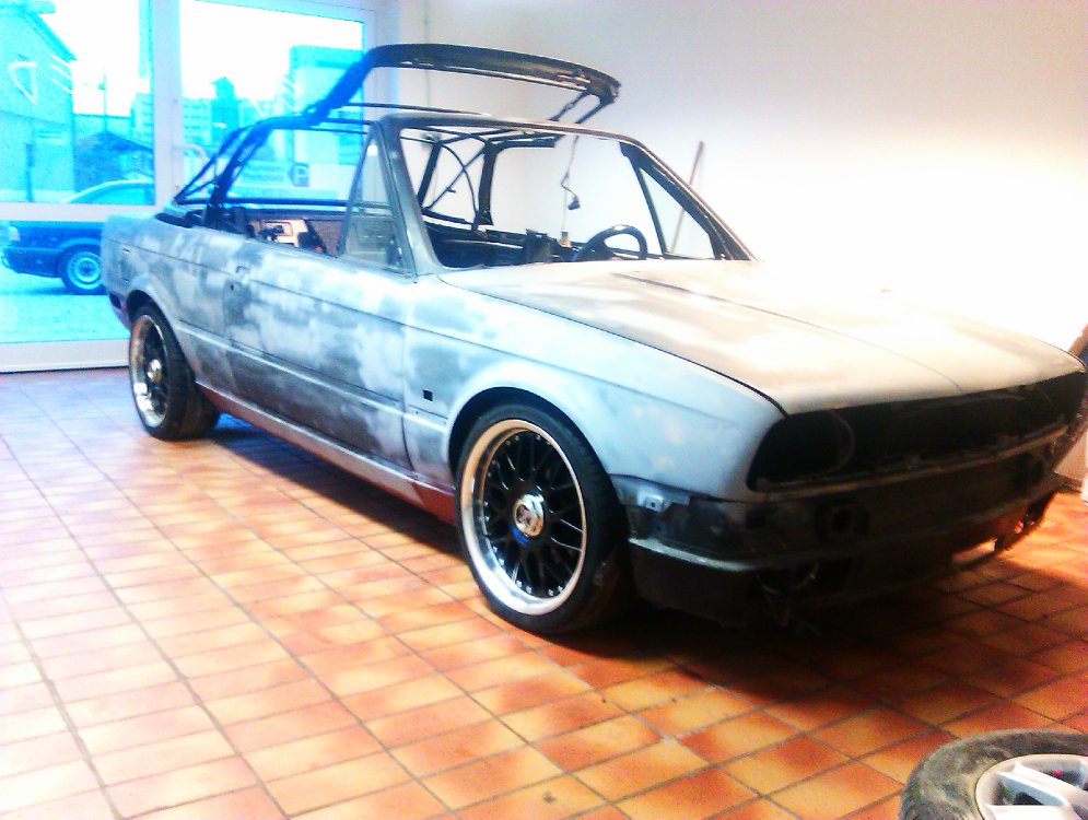 E30 Cabrio 2.5 - 3er BMW - E30