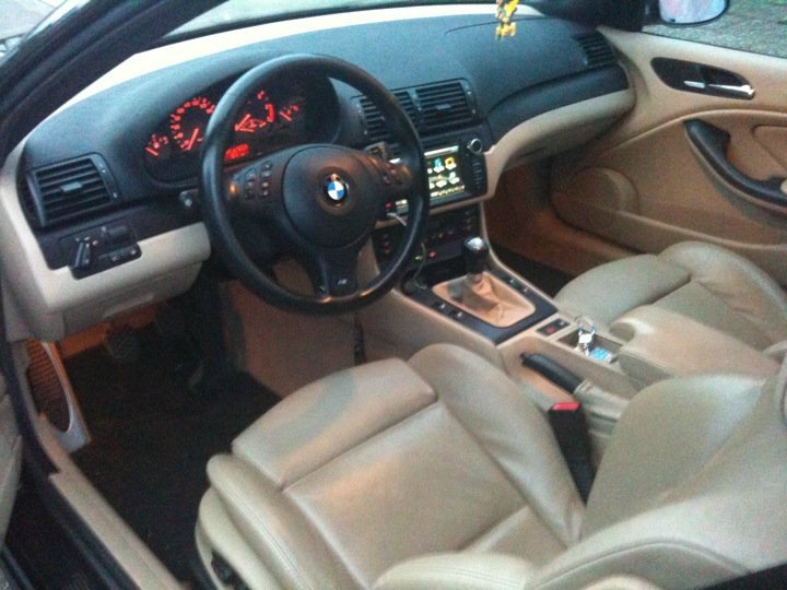 BMW E46 325i - 3er BMW - E46
