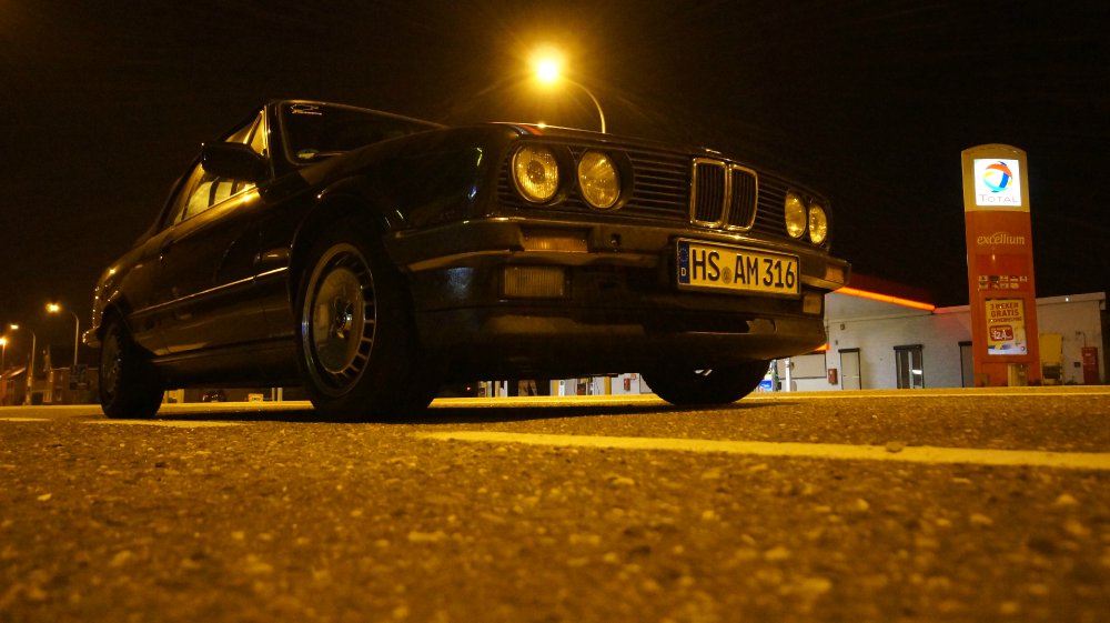 E30 320i Das kleine Schwarze - 3er BMW - E30