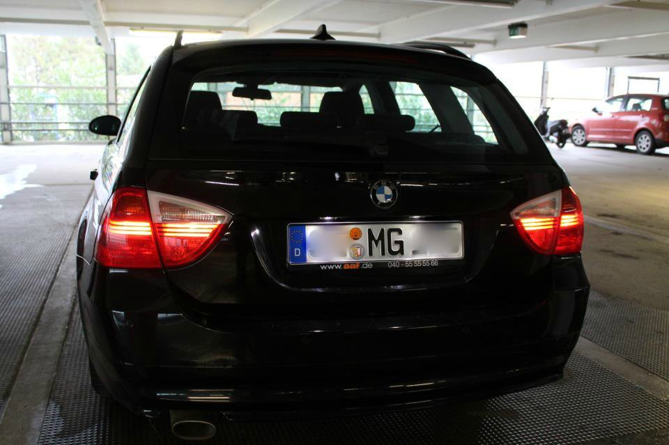 Bmw 320d Touring (Black Pearl) - 3er BMW - E90 / E91 / E92 / E93