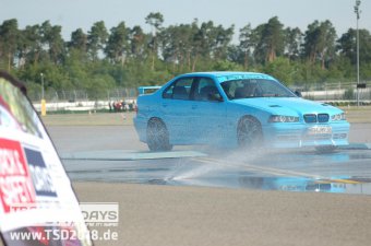Blue Shark: e36V8 #Bollerwagen - 3er BMW - E36 Blue Shark: e36V8 #Bollerwagen - 3er BMW - E36