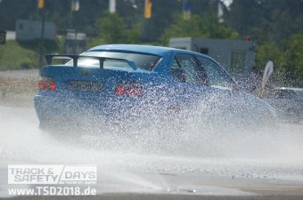 Blue Shark: e36V8 #Bollerwagen - 3er BMW - E36 Blue Shark: e36V8 #Bollerwagen - 3er BMW - E36