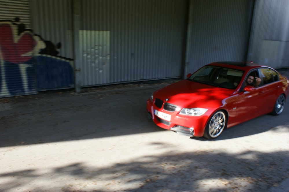 BMW E90 RED..;) - 3er BMW - E90 / E91 / E92 / E93