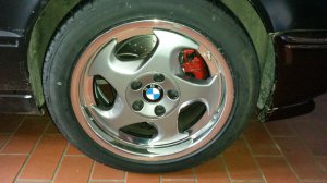 BMW Styling 21 M Felgen Felge in 8x17 ET 35 mit Bridgestone Potenzial 001 Reifen in 235/45/17 montiert vorn Hier auf einem 5er BMW E34 520i (Limousine) Details zum Fahrzeug / Besitzer