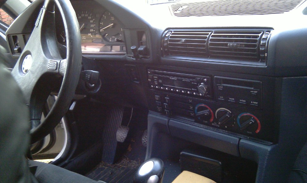 Mein Weier 525i - 5er BMW - E34