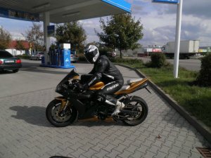 Yamaha R1 RN12 in Gold - Fremdfabrikate Yamaha R1 RN12 in Gold - Fremdfabrikate