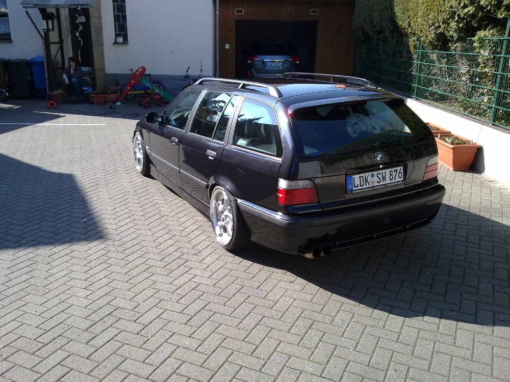 320i Touring Black Pearl - 3er BMW - E36