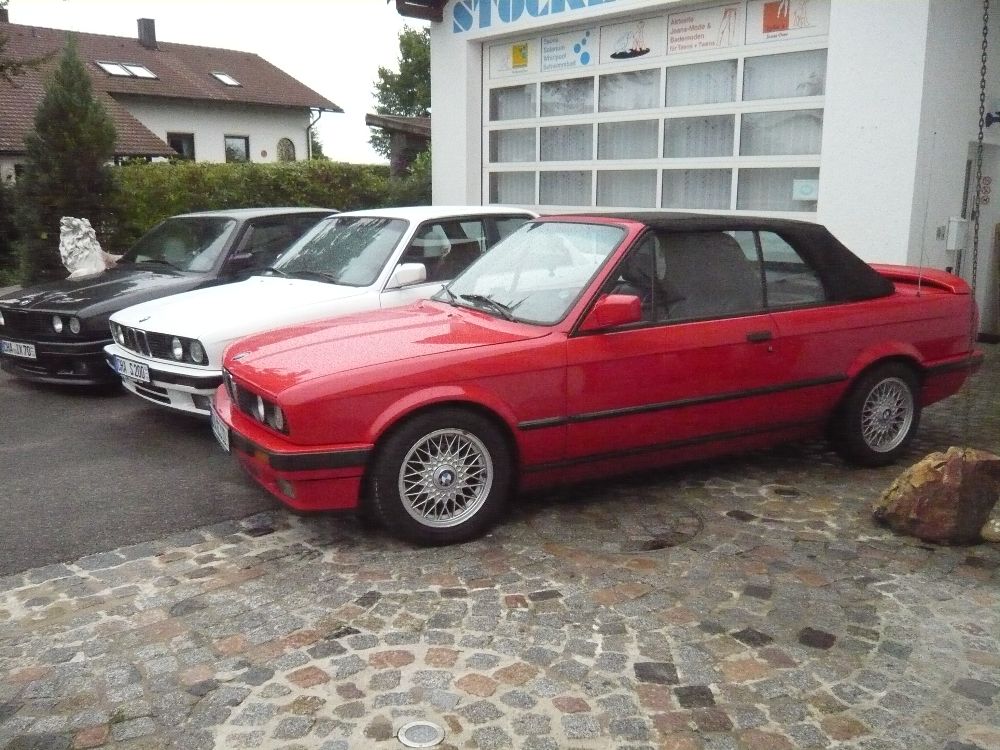 E30 Cabrio in rot - 3er BMW - E30