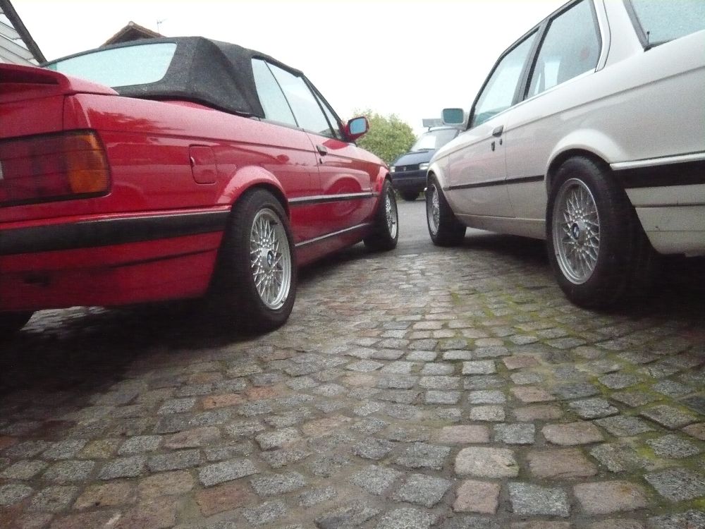 E30 Cabrio in rot - 3er BMW - E30