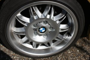 BMW Styling 39 Felge in 8.5x17 ET 41 mit - NoName/Ebay -  Reifen in 225/45/17 montiert hinten Hier auf einem 3er BMW E36 318ti (Compact) Details zum Fahrzeug / Besitzer