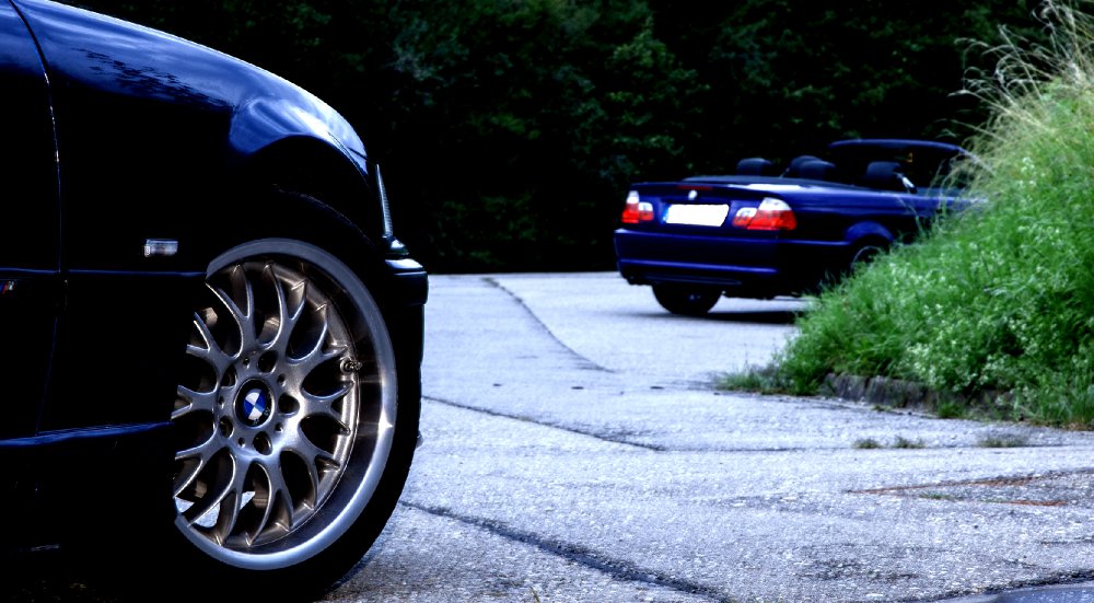 330Ci Individual Velvetblau - 3er BMW - E46