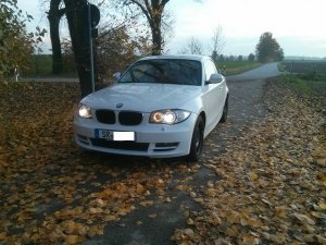 E82 Coupe - Alpinweiss III - 1er BMW - E81 / E82 / E87 / E88 E82 Coupe - Alpinweiss III - 1er BMW - E81 / E82 / E87 / E88