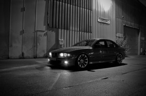 oem-works Limousine Projekt "Die rote Zora" - 5er BMW - E39