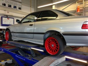 Bmw 320i StanceWorks red silver - 3er BMW - E36 Bmw 320i StanceWorks red silver - 3er BMW - E36
