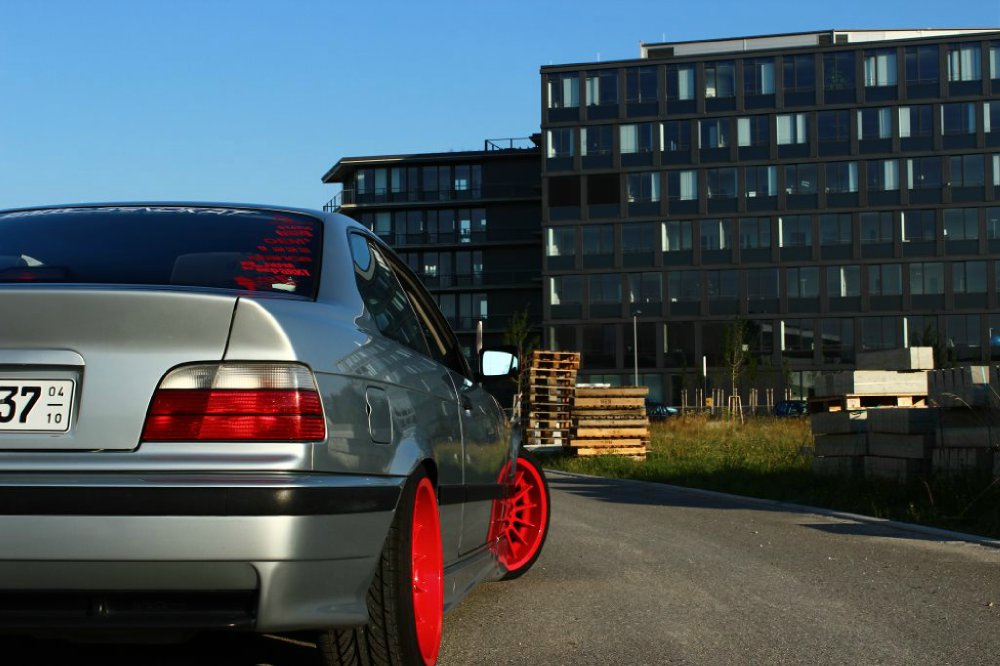 Bmw 320i StanceWorks red silver - 3er BMW - E36