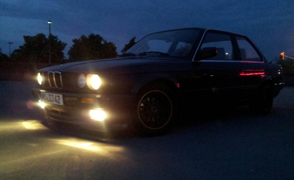 E30, 320i, diamantschwarzmetallic Bj. '88 - 3er BMW - E30