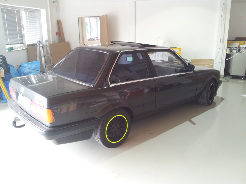 E30, 320i, diamantschwarzmetallic Bj. '88 - 3er BMW - E30