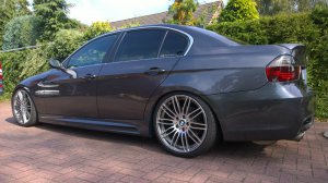 E90 325i M-Performance - 3er BMW - E90 / E91 / E92 / E93