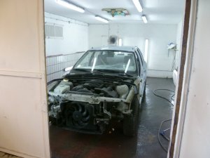 BMW 320 Exclusive Edition Obsidianschwarz met. - 3er BMW - E36