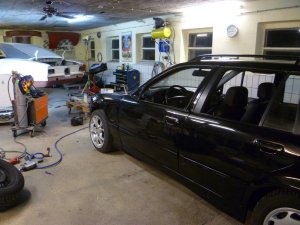 BMW 320 Exclusive Edition Obsidianschwarz met. - 3er BMW - E36 BMW 320 Exclusive Edition Obsidianschwarz met. - 3er BMW - E36