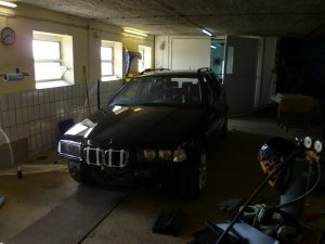 BMW 320 Exclusive Edition Obsidianschwarz met. - 3er BMW - E36 BMW 320 Exclusive Edition Obsidianschwarz met. - 3er BMW - E36