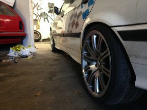 E36 328I Limo - 3er BMW - E36 E36 328I Limo - 3er BMW - E36