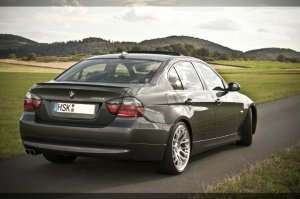 3L Heizölferrari - 3er BMW - E90 / E91 / E92 / E93 3L Heizölferrari - 3er BMW - E90 / E91 / E92 / E93