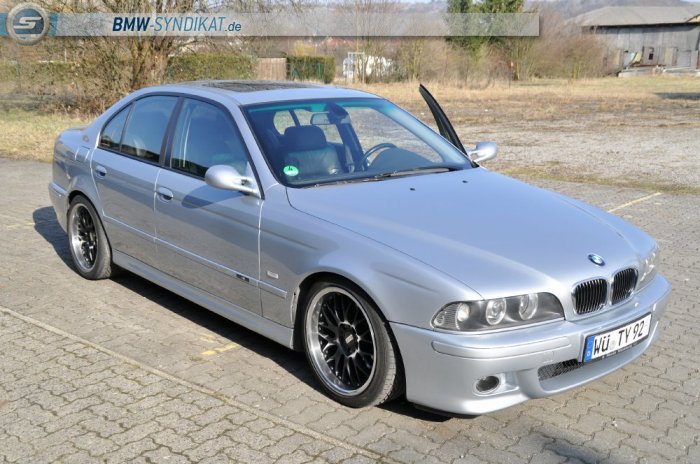 e39 540i 6-Gang M-Paket Arktiksilber [ 5er BMW - E39 ...