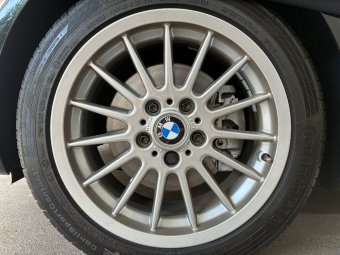BMW Radial-Styling 32, Brillant-Line Felge in 7.5x17 ET 41 mit Continental ContiSportContact Reifen in 225/45/17 montiert vorn Hier auf einem Z3 BMW E36 3.0i (Coupe) Details zum Fahrzeug / Besitzer