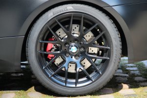 BMW Y-Speiche 359M Schwarz matt Felge in 10x19 ET 25 mit Pirelli P Zero Reifen in 265/35/19 montiert hinten Hier auf einem 3er BMW E92 M3 (Coupe) Details zum Fahrzeug / Besitzer