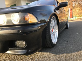 Projekt Black and Gold 540i V8 - 5er BMW - E39