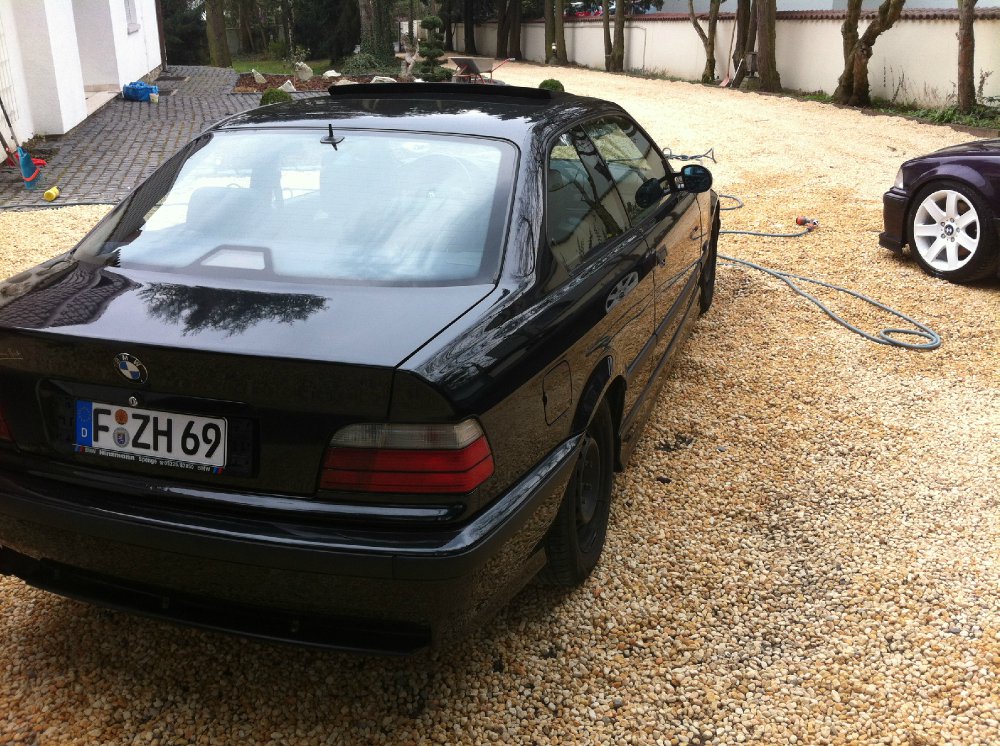 CosmosSchwarz - 3er BMW - E36