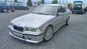 E36 Limousine - 3er BMW - E36