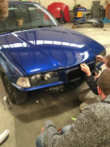 Familienzuwachs: Ein Traum in Blau - 3er BMW - E36