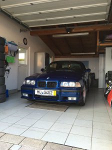 Familienzuwachs: Ein Traum in Blau - 3er BMW - E36