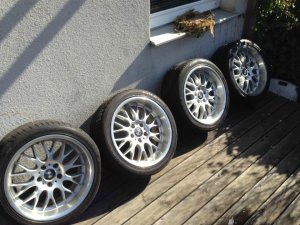Limo-Saphirschwarz *Alcantara* - 5er BMW - E39
