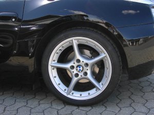BBS Sternspeiche 108 Felge in 8.5x18 ET 50 mit Continental Sportcontact 3 Reifen in 255/35/18 montiert hinten Hier auf einem Z4 BMW E85 2.2i (Roadster) Details zum Fahrzeug / Besitzer