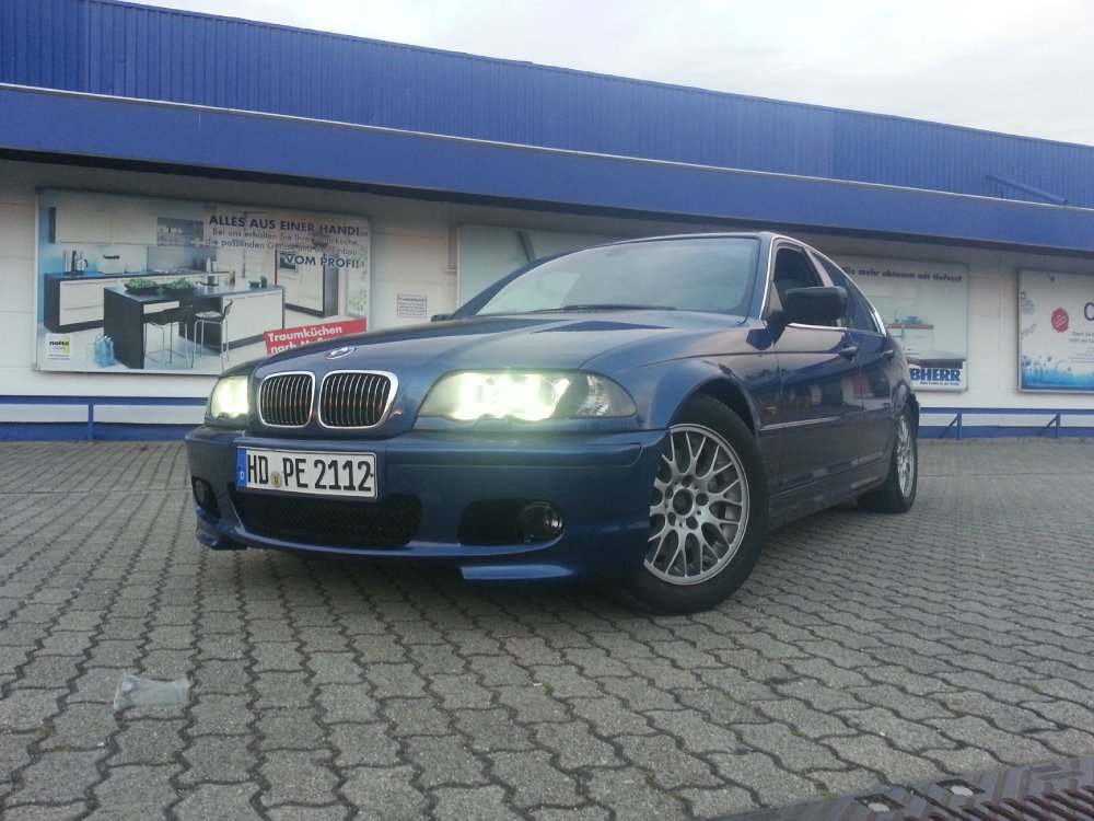 346L Le Mans Blau - 3er BMW - E46