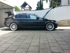 346L Le Mans Blau - 3er BMW - E46