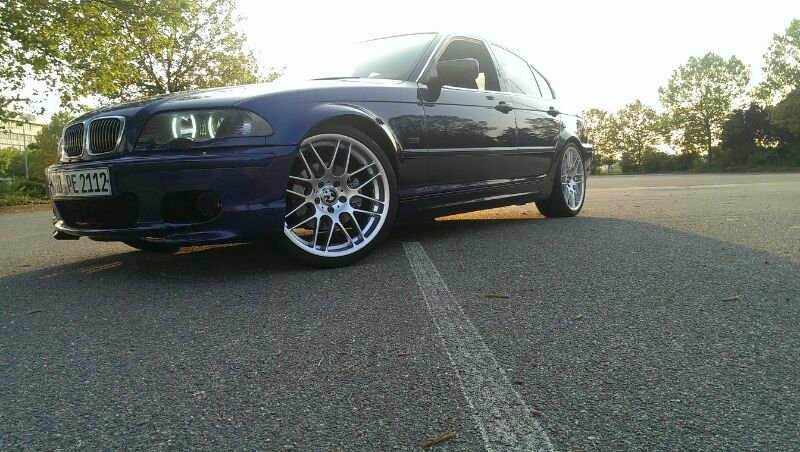 346L Le Mans Blau - 3er BMW - E46