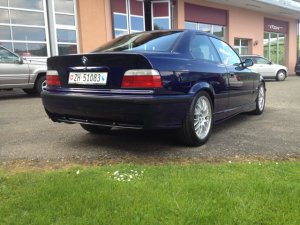 BMW 328i coupé - 3er BMW - E36 BMW 328i coupé - 3er BMW - E36