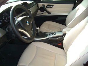 White Pearl E90 320i - 3er BMW - E90 / E91 / E92 / E93