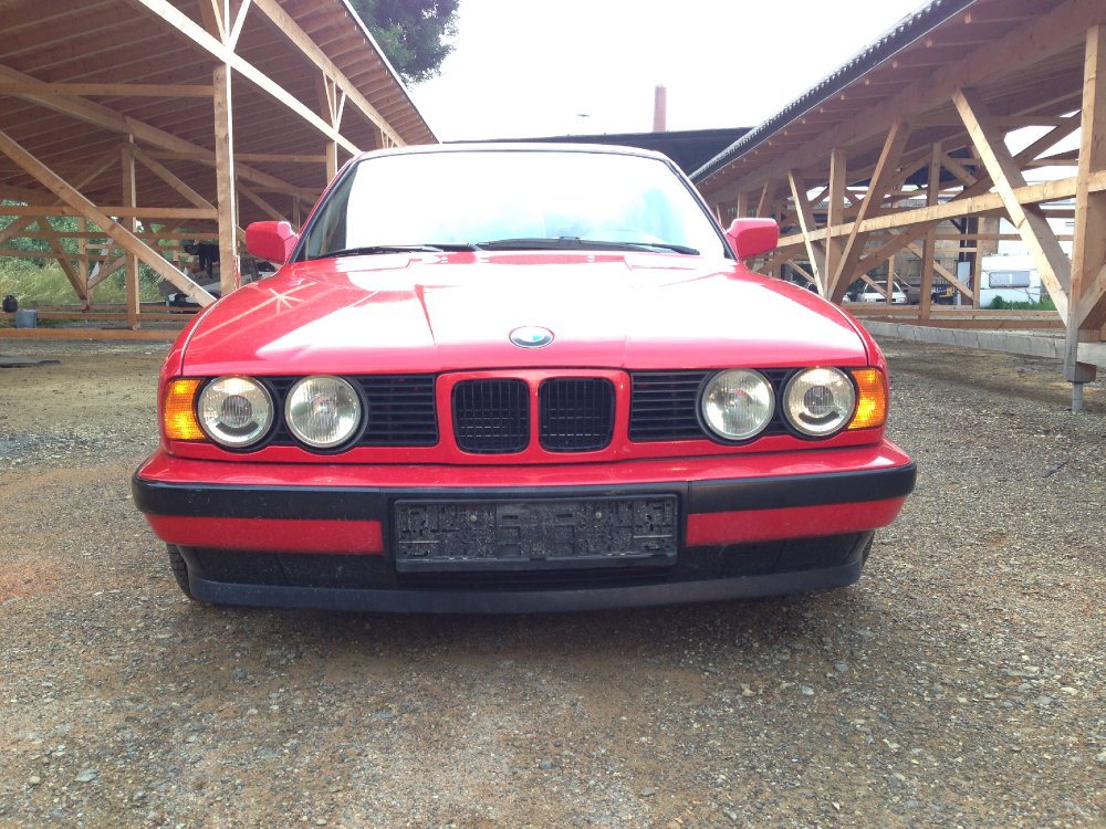 E34 Brilliantrot - Mille Miglia - 5er BMW - E34