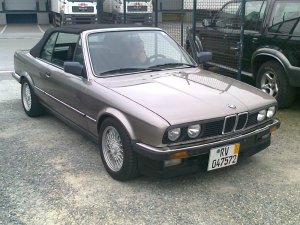 E30 Cabrio VFL 325iA - 3er BMW - E30