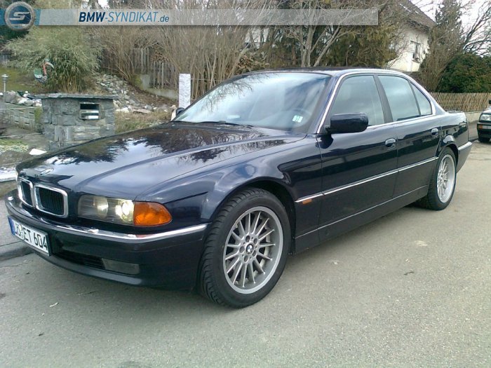 Bmw orientblau metallic