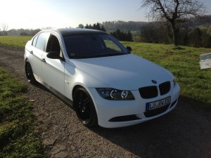 e90, 320d matt - 3er BMW - E90 / E91 / E92 / E93 e90, 320d matt - 3er BMW - E90 / E91 / E92 / E93