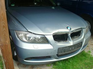 E90 320dA FACELIFT - 3er BMW - E90 / E91 / E92 / E93 E90 320dA FACELIFT - 3er BMW - E90 / E91 / E92 / E93