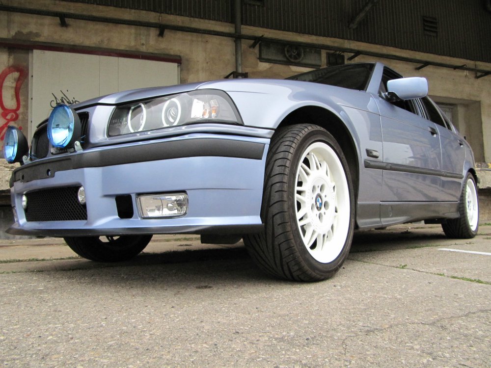 E36 Limousine - 3er BMW - E36