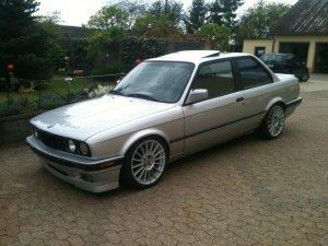 E30 318 is - 3er BMW - E30 E30 318 is - 3er BMW - E30